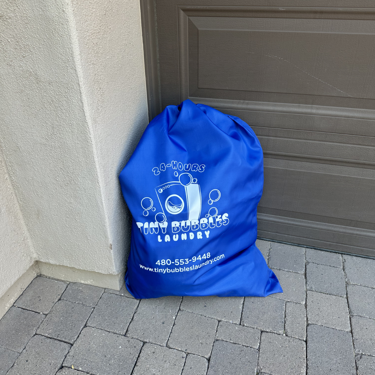 Tiny Bubbles Delivery (1)