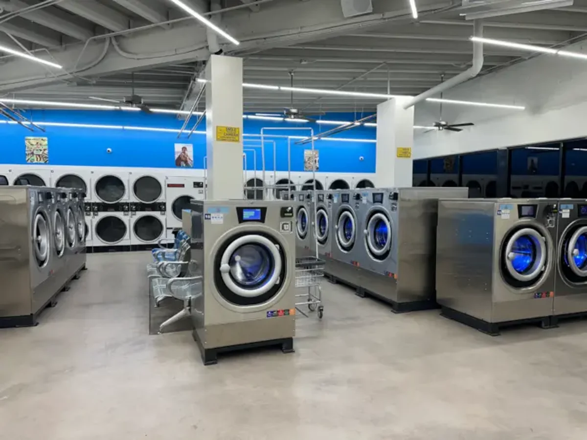 How to Manage a Family of Four’s Weekly Laundry